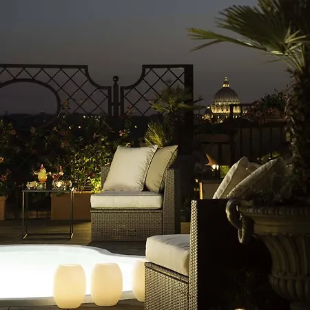 Colonna Palace 4* Rome