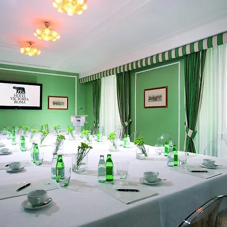 Victoria Hotel 4*