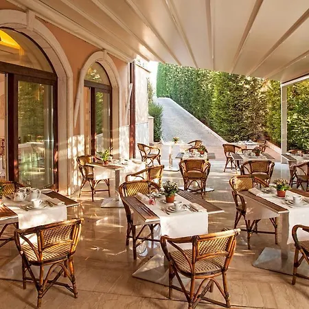 Piccolo Borgo 3* Rome