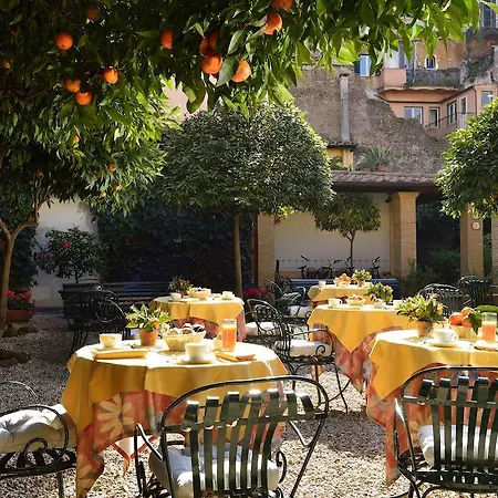Santa Maria Hotel 3*