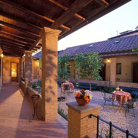 Santa Maria 3*