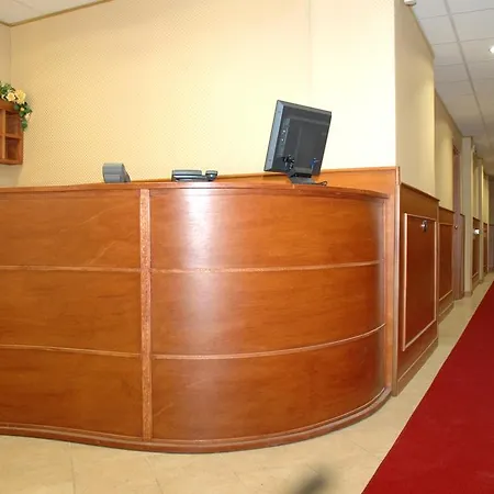 Shasa Hotel 3*