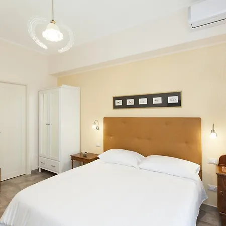 Anice Guesthouse Guest house Rome