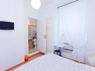 Bella Roma Guest House Rome