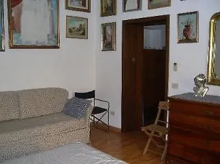 Residenza-giulia 5*