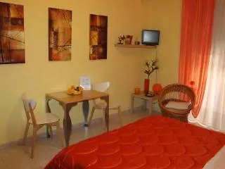 Interno 9 Rom