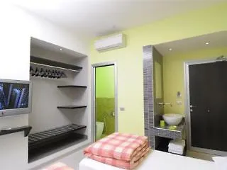 Bed and breakfast Moai 2*