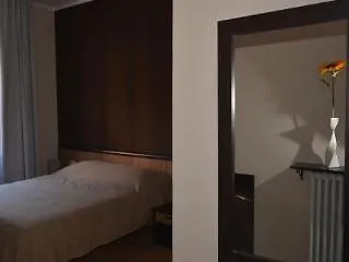 Guest house House In Domus Romana 2*