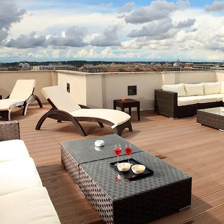 Hotel The Independent 4*