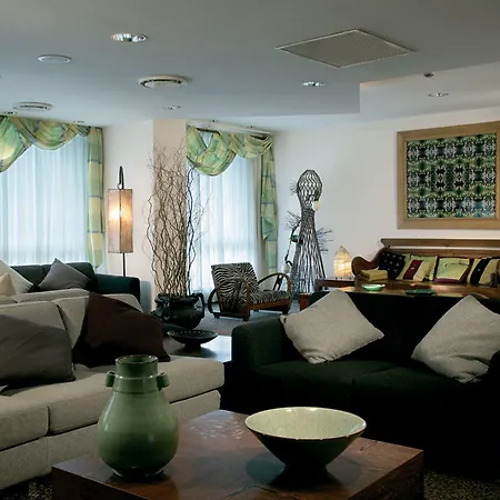 Occidental Aran Park Hotel