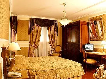 Hotel Champagne Garden Rom