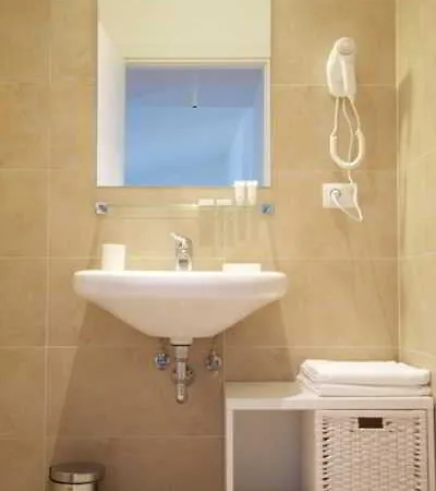 Oriana Homel Apartment Rome