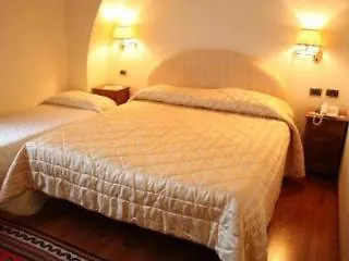 Gasthof Casale De Santis 2*