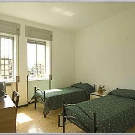 Palace Hostal