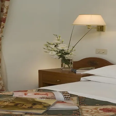 Hotel Aberdeen 3*