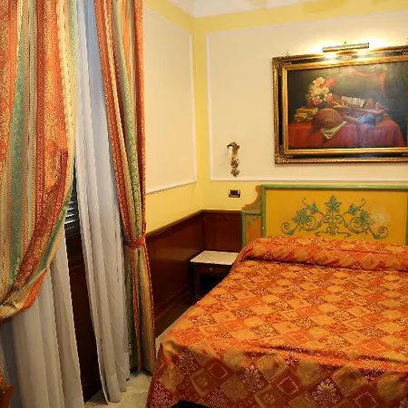 Hotell Borromeo 3*