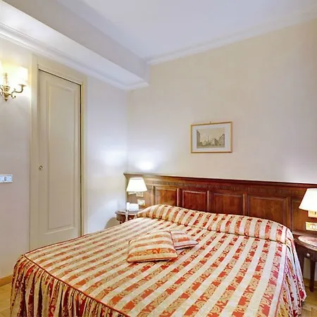 Hotel Cinquantatre Rzym