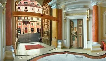 Exe International Palace Hotel