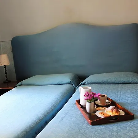 Bed & Breakfast Anne & Mary 3*