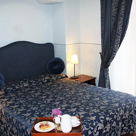 Bed & Breakfast Anne & Mary Řím