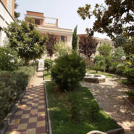 Casa Per Ferie Margherita Diomira 2* Roma