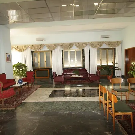 Casa Per Ferie Margherita Diomira Hotel