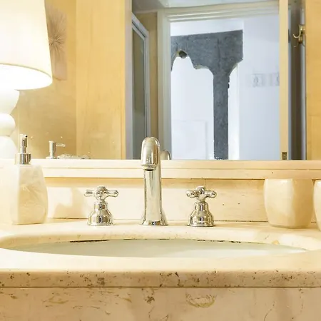 Apartment Colosseo Luxury