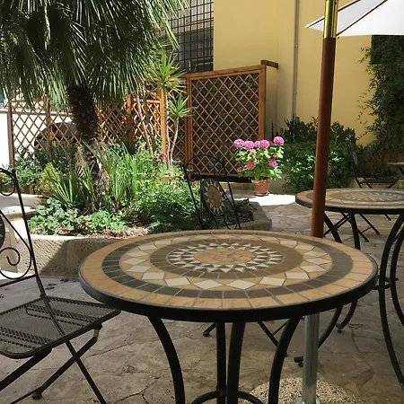 Hotel Domus Terenzio