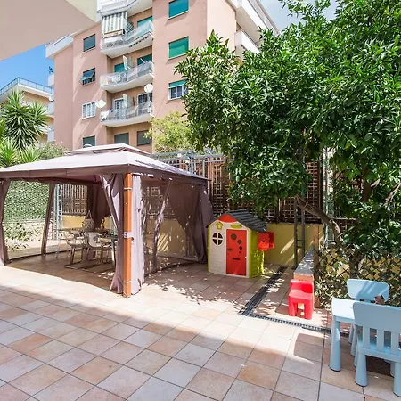 St. Thomas Apartment *