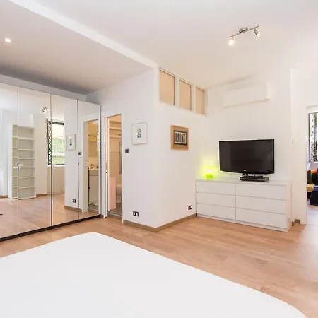 St. Thomas Apartment *