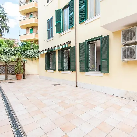 St. Thomas Apartment Rome