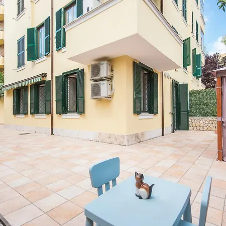 St. Thomas Apartment *