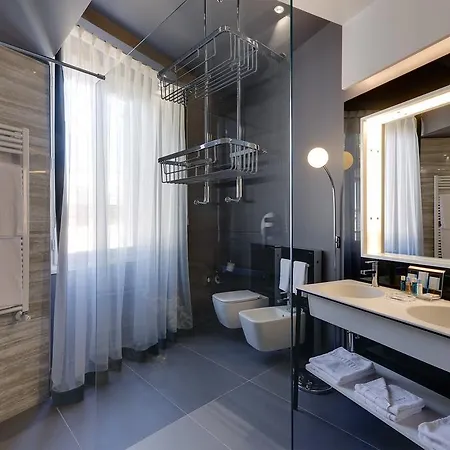 Stendhal Luxury