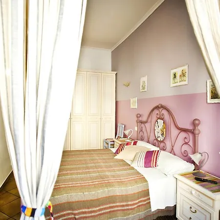 Trastevere Dream House 2*