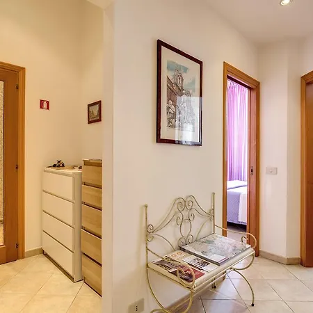 דירה Loggetta Di Trastevere Charming רומא