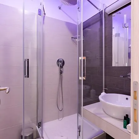 Dolce Luxury 2* Rome