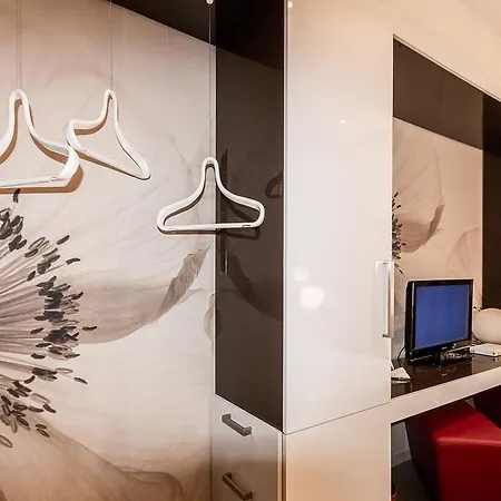 Hotel Fabio Massimo Design 3*