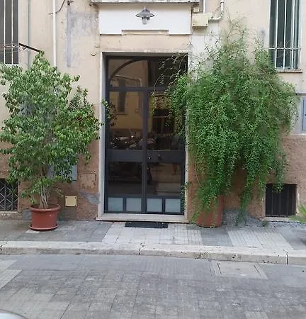 Termini Station Ai Due Cortili Presso Le Mura Aureliane Apartament