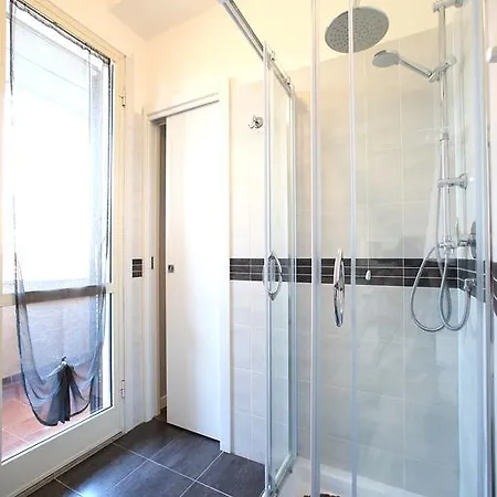 A 2 Passi Dai Musei Luxury Guest house 2*