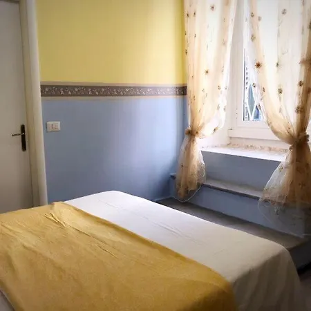 Qindajie House Bed & Breakfast Rome