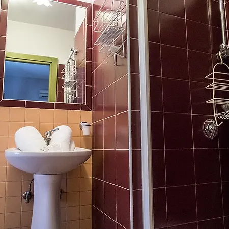 Bb Trastevere Station - Room3 住宿加早餐酒店 2*