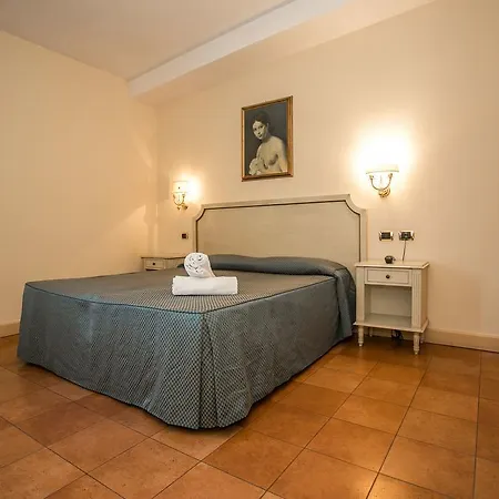 Hotel Quadrifoglio Eur 3*