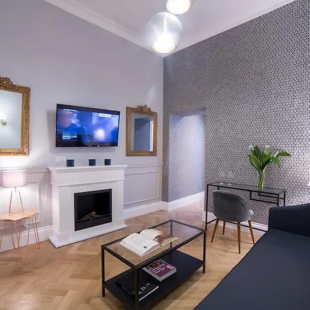 Grand Master Guest house