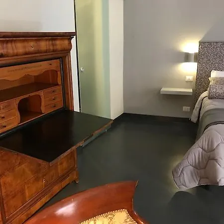 94 Piazza Di Spagna Guest house