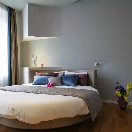 Trevi Fashion Apartment Rome