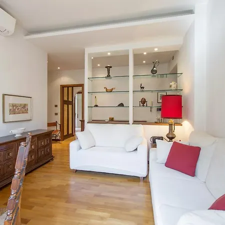 Monginevra Old Fashioned House Apartment *
