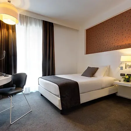 Ih Z3 Hotel 4*