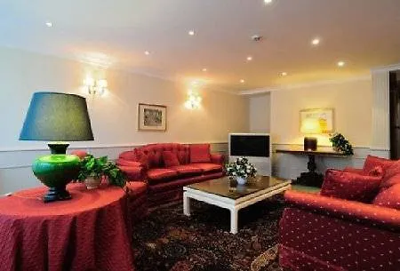 Sacconi Aparthotel