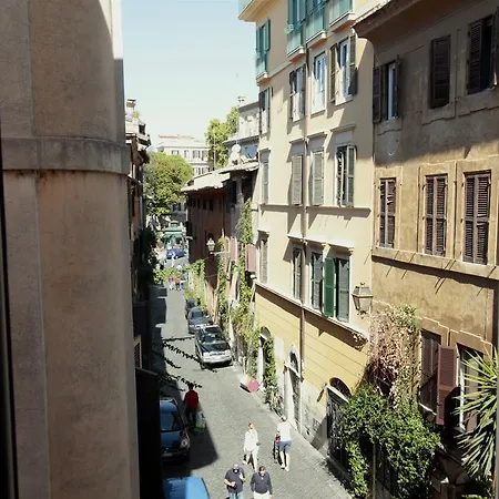 Apartment Vicolo De Renzi Trastevere