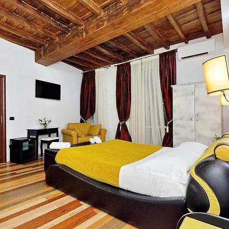 Hub Spagna Guest House *